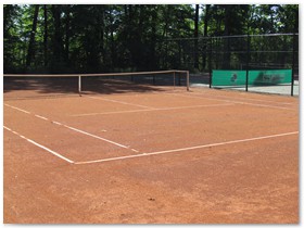Antukový kurt na tenis